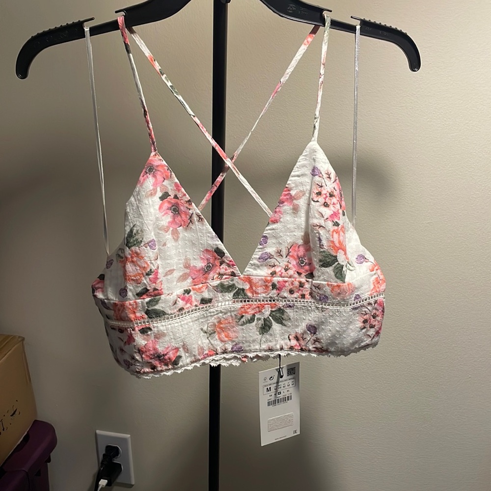 NWT ZARA floral crop tank sz.M 143